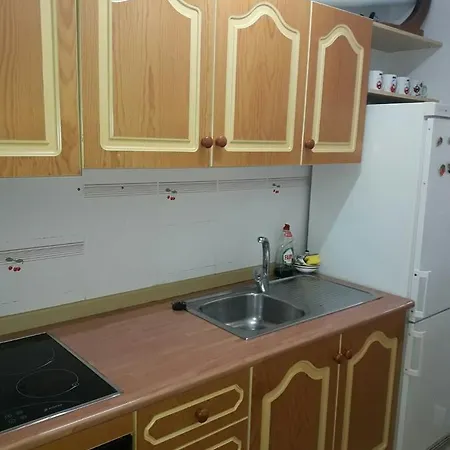 Pueblo Acantilado,el Campello בית נופש